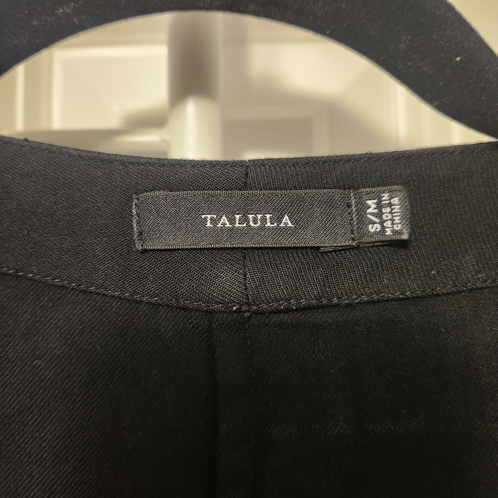 Talula Open Black Cardigan - Picture 3 of 3